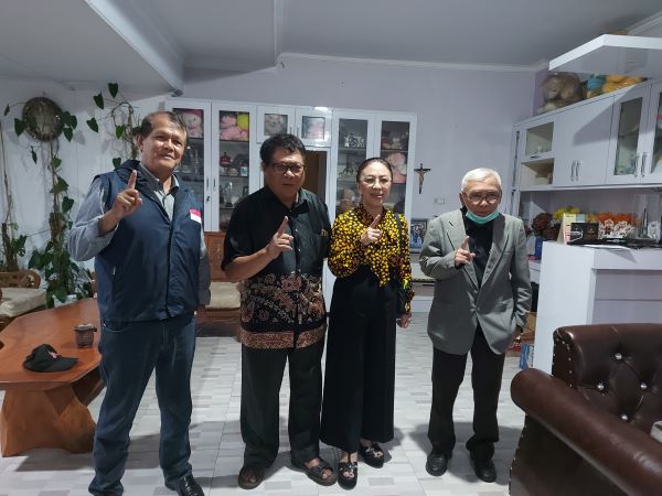 Miky Wenur, Tomohon, Ibrahim Ratulangi Tular