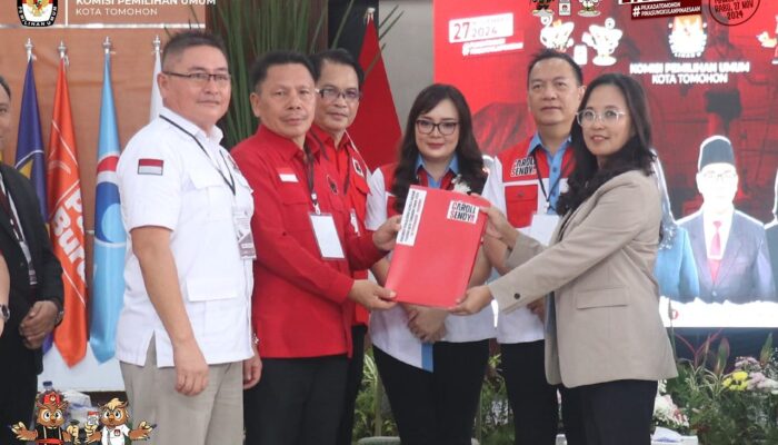 KPU Tomohon Terima Pendaftaran Caroll-Sendy