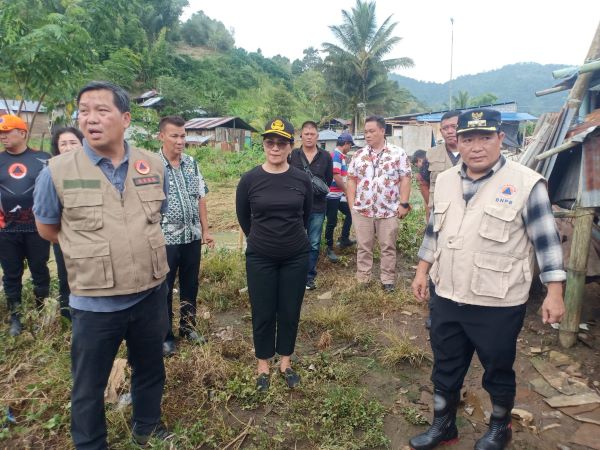 Minahasa, Jemmy Stani Kumendong, Steven Kandouw, Gunung Ruang