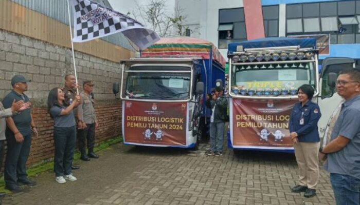 Sehari Sebelum Pencoblosan, KPU Tomohon Distribusikan Logistik Pemilu