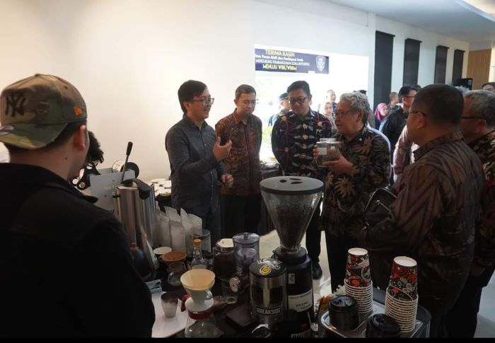 Kopi Arabika Tomohon, bank Indonesia, Elmonts Coffee