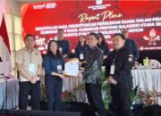 KPU Tomohon Tetapkan Caroll-Sendy Pemenang Pilkada Tomohon Tahun 2024