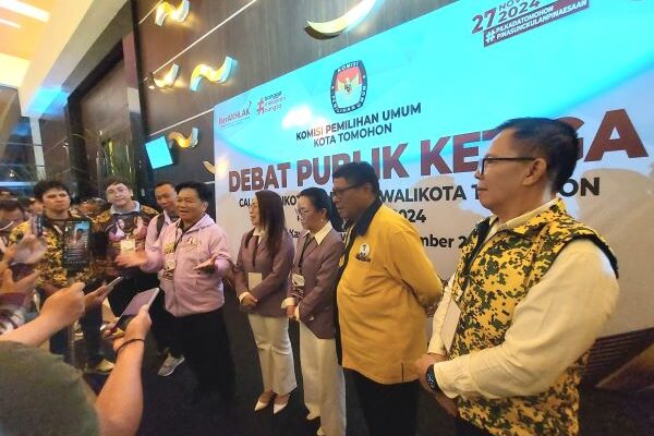 Debat Publik Ketiga, Pertanyaan Caroll-Sendy Soal Perda RTRW Dipantulkan Miky-Cherly